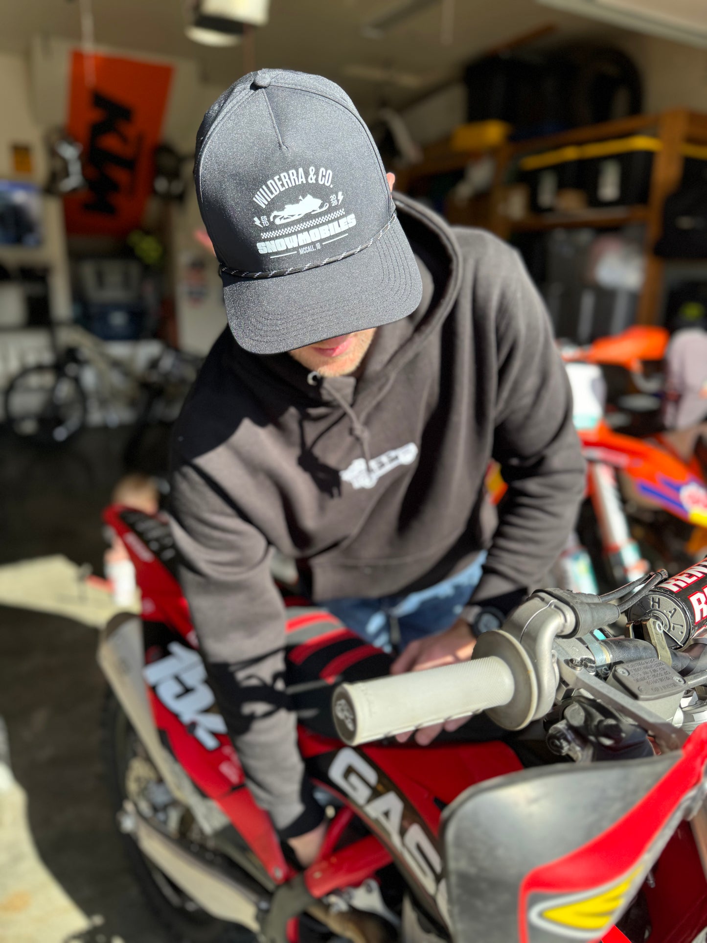 Snowmobiles Rope Hat