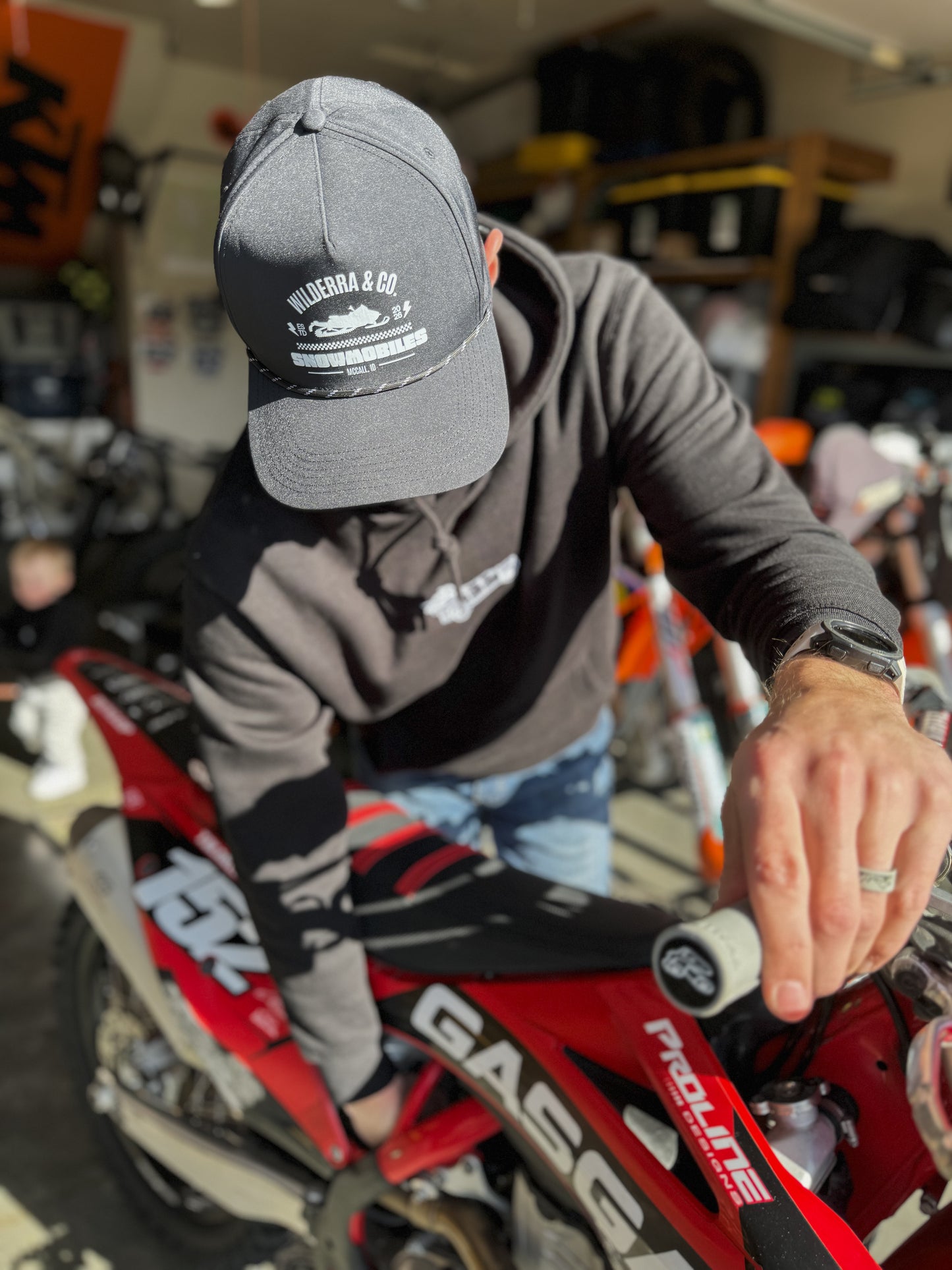 Snowmobiles Rope Hat